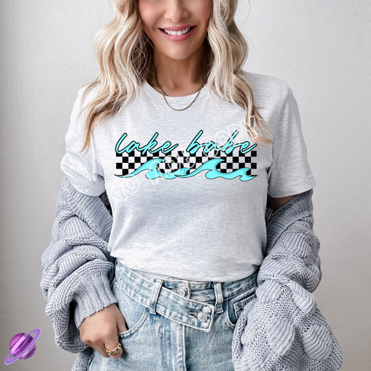 LAKE BABE TEE