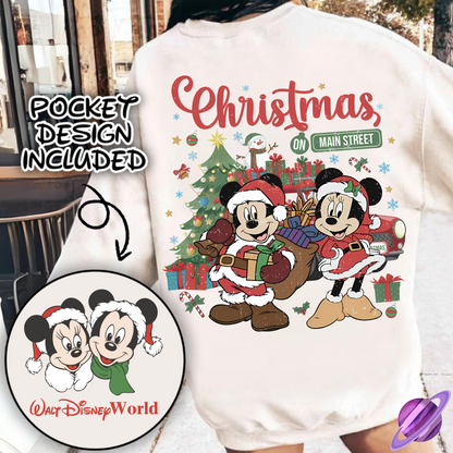 CHRISTMAS ON MAIN SWEATSHIRT W/ POCKET PRINT