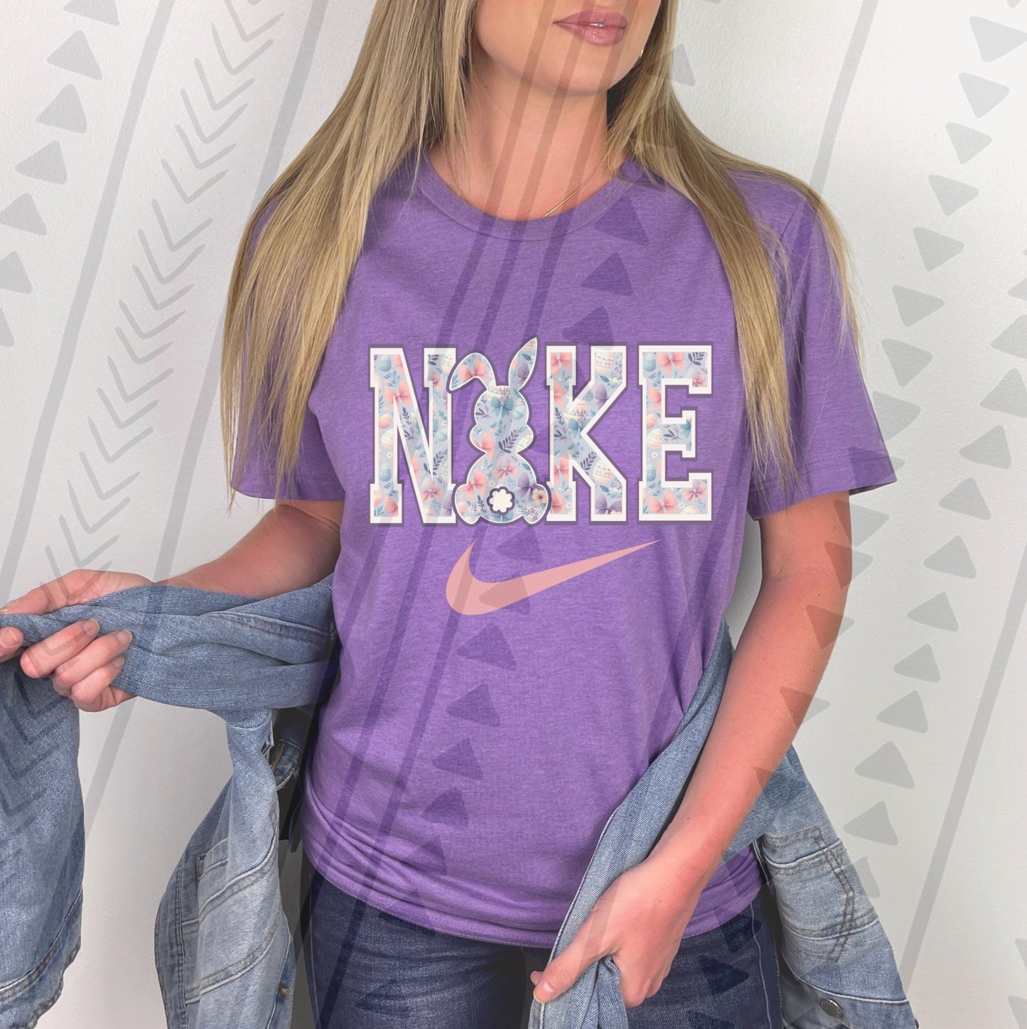 BUNNY SWOOSH TEE