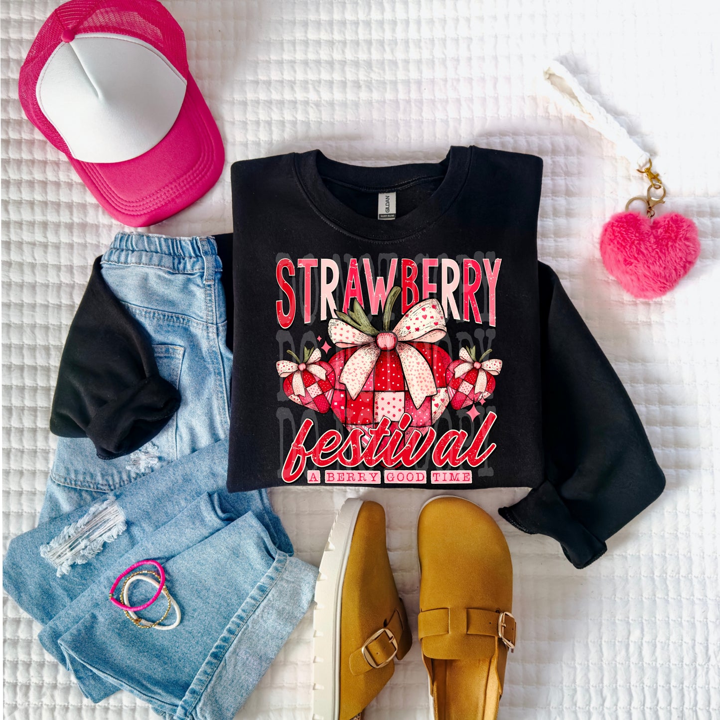 STRAWBERRY FESTIVAL SWEATSHIRT