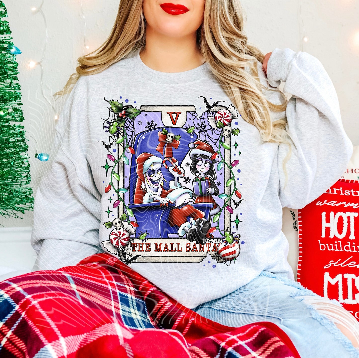 THE MALL SANTA - CREWNECK SWEATSHIRT W/ SLEEVE PRINT