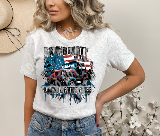 RIDING FREE TEE
