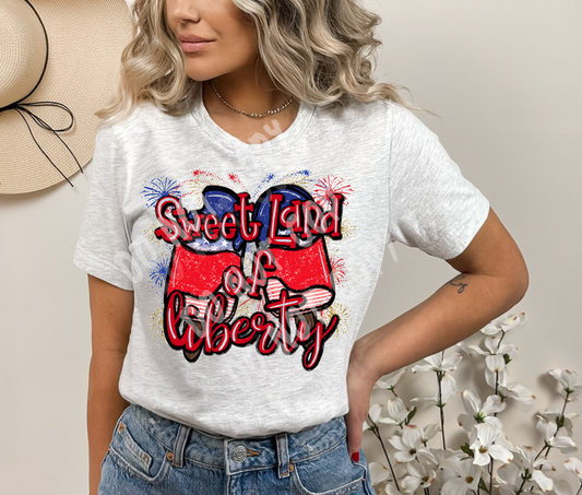SWEET LAND TEE