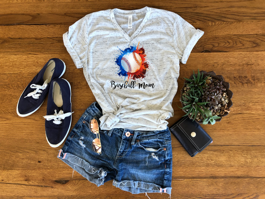 BASEBALL MOM GRAPHIC TEE